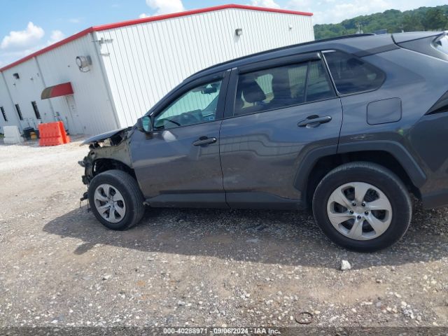 2T3H1RFV2MW112081 Toyota RAV4 LE