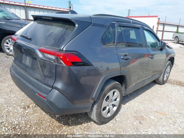 2T3H1RFV2MW112081 Toyota RAV4 LE
