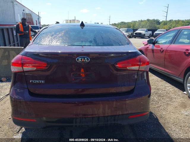 KIA FORTE LX 2018 3KPFL4A79JE208326 Image 16