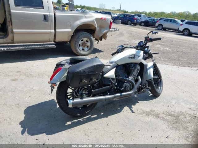 2017 VICTORY MOTORCYCLES OCTANE 5VPFTB004H3003234 Photo 3