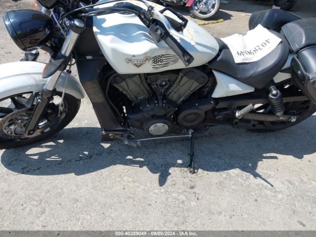 2017 VICTORY MOTORCYCLES OCTANE 5VPFTB004H3003234 Photo 8