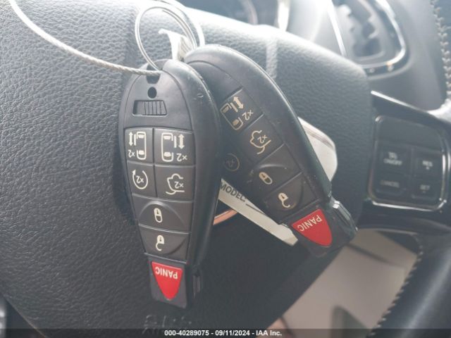 2C4RDGCG3KR679865 Dodge Grand Caravan Sxt