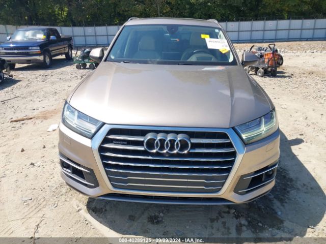 WA1VAAF7XJD020645 Audi Q7 3.0t Premium