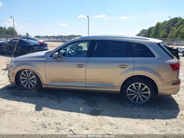WA1VAAF7XJD020645 Audi Q7 3.0t Premium