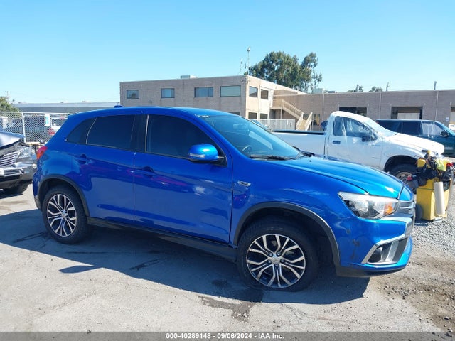 JA4AP3AW3JU015388 Mitsubishi Outlander Sport 2.4 Se