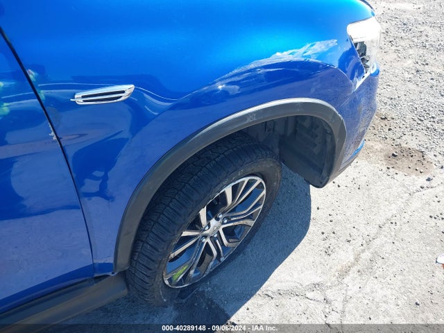 2018 MITSUBISHI OUTLANDER SPORT JA4AP3AW3JU015388 Photo 5