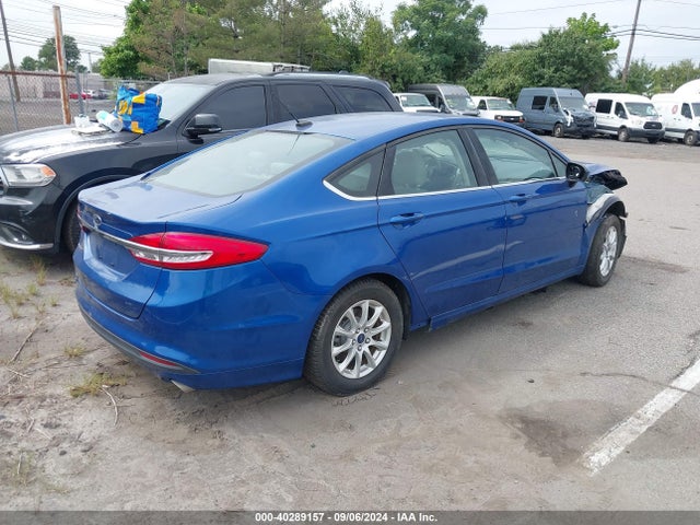 Ford FUSION S 2017 3FA6P0G76HR309885 Image 4