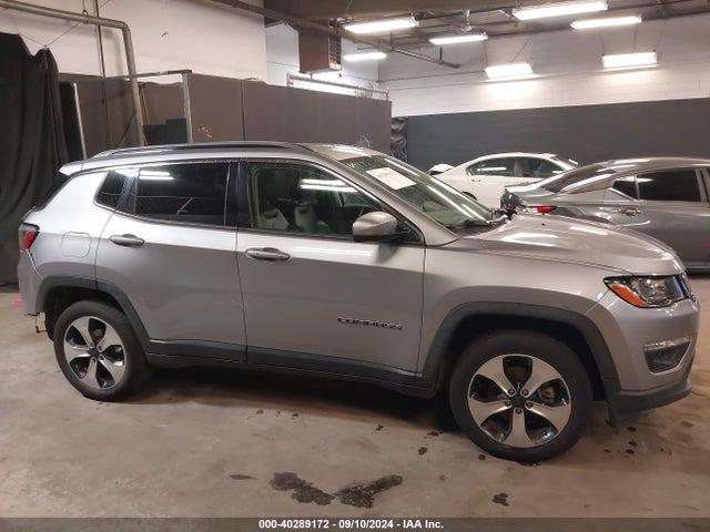 Jeep Compass Latitude 4x4 2018 3C4NJDBB6JT131897 Image 13