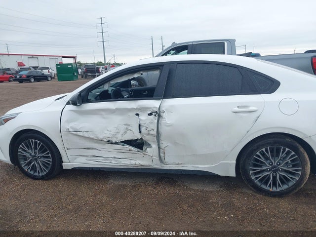 KIA Forte Gt-line 2024 3KPF54AD7RE818219 Image 14