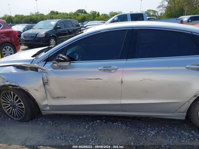 3FA6P0RU6HR190884 Ford Fusion Hybrid Titanium