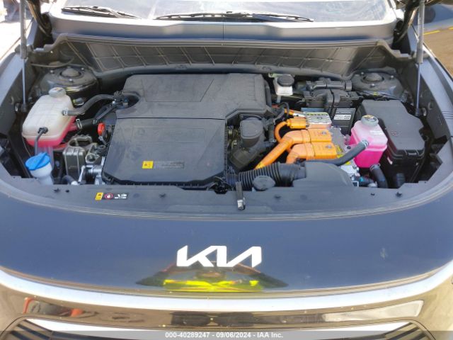 KNDCP3LE7R5121190 KIA NIRO LX