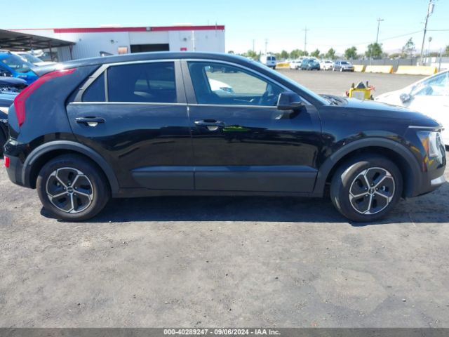 KNDCP3LE7R5121190 KIA NIRO LX