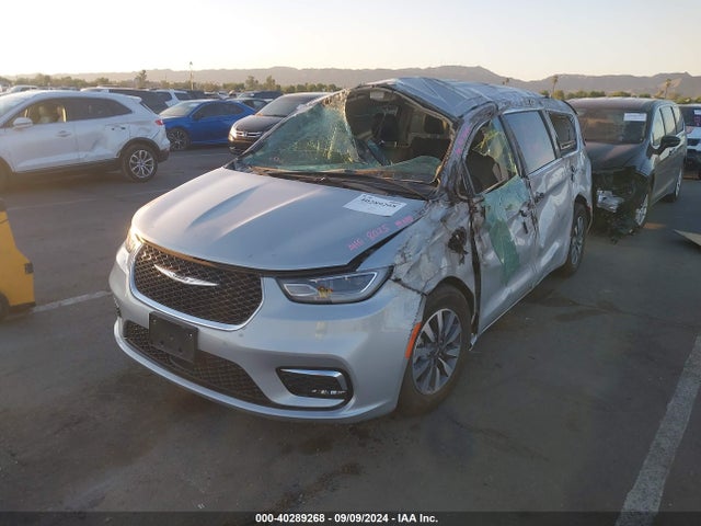 Chrysler Pacifica Hybrid Select 2024 2C4RC1S78RR150083 Image 2