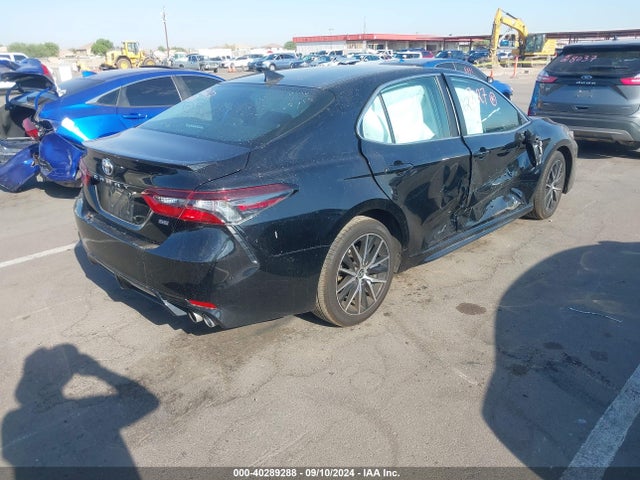 Toyota CAMRY SE 2022 4T1G11AK9NU685998 Image 4