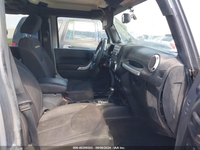 1C4BJWEG5EL278803 Jeep Wrangler Unlimited Sahara