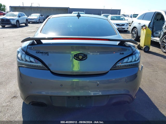 Hyundai Genesis 3.8 Ultimate 2016 KMHHU6KJ9GU136920 Image 16