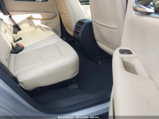 1GYKNBRS7JZ101229 Cadillac Xt5 Standard