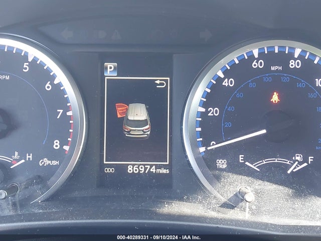 Toyota Highlander Le Plus 2018 5TDBZRFH1JS491662 Image 15