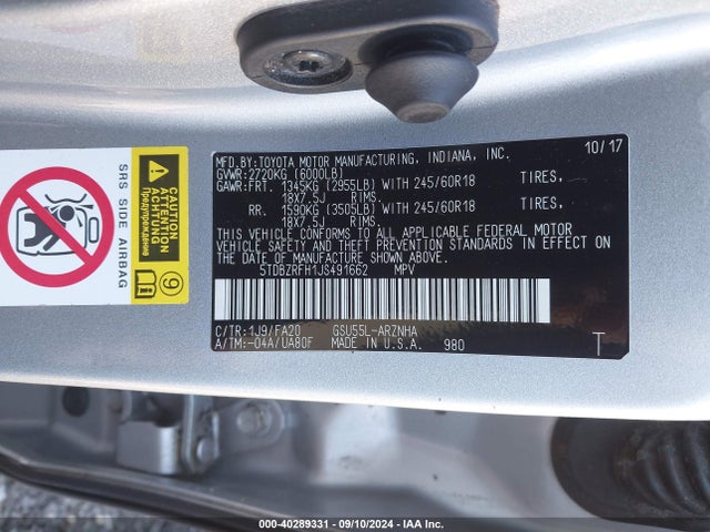 Toyota Highlander Le Plus 2018 5TDBZRFH1JS491662 Image 9