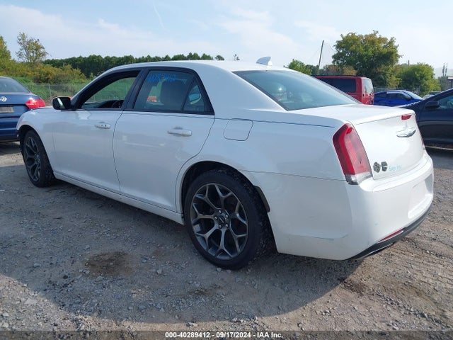 2C3CCABG0FH808247 Chrysler 300 300s