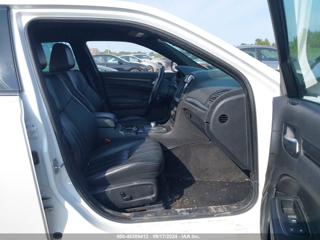 2C3CCABG0FH808247 Chrysler 300 300s