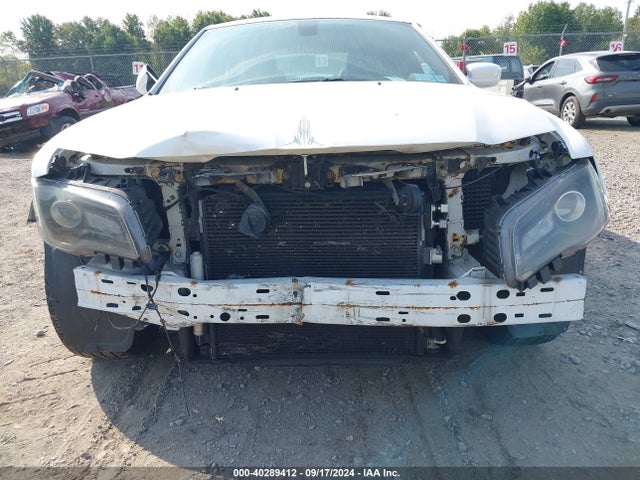 2C3CCABG0FH808247 Chrysler 300 300s