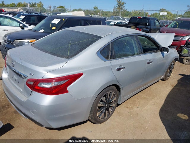 Nissan Altima 2.5 Sv 2018 1N4AL3AP9JC132124 Image 4