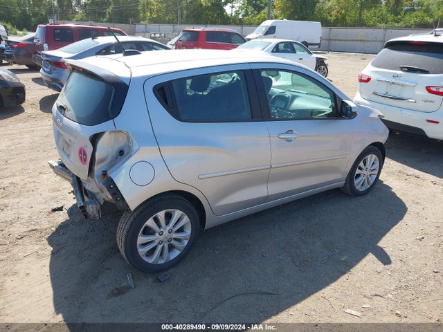 Chevrolet Spark 1lt Cvt 2018 KL8CD6SA9JC477786 Image 4