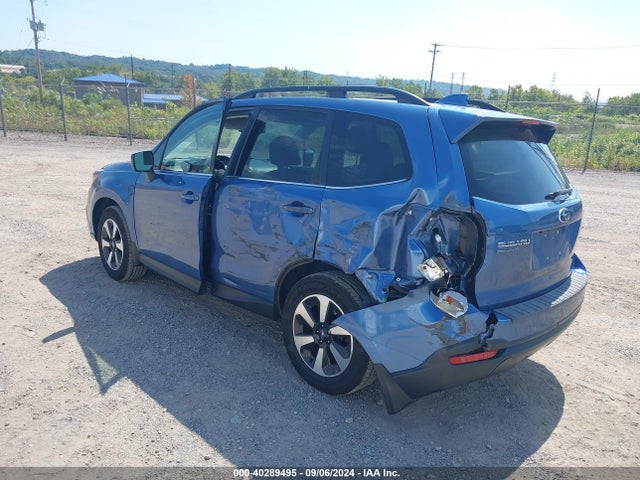 Subaru Forester 2.5i Limited 2018 JF2SJALC6JH523920 Image 3