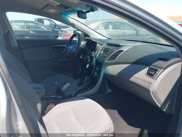 5NPDH4AE3EH478953 Hyundai ELANTRA SE