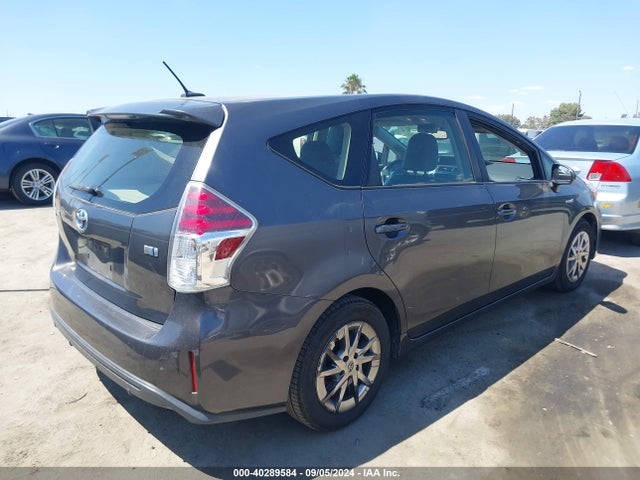 Toyota Prius V Four 2015 JTDZN3EU8FJ025334 Image 4