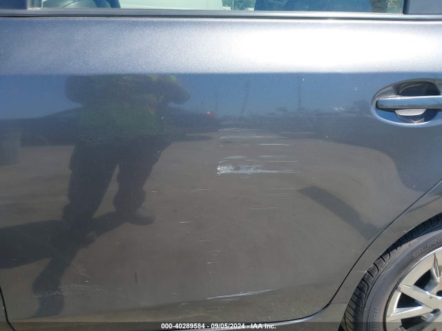 Toyota Prius V Four 2015 JTDZN3EU8FJ025334 Image 6