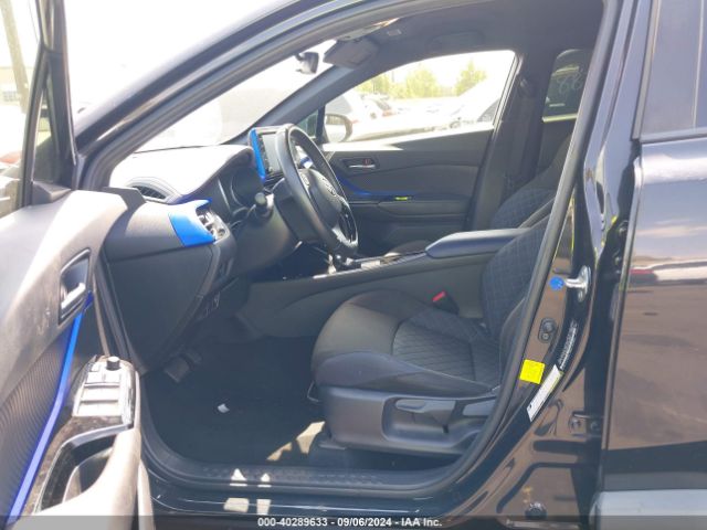 JTNKHMBX9L1068441 Toyota C-HR XLE