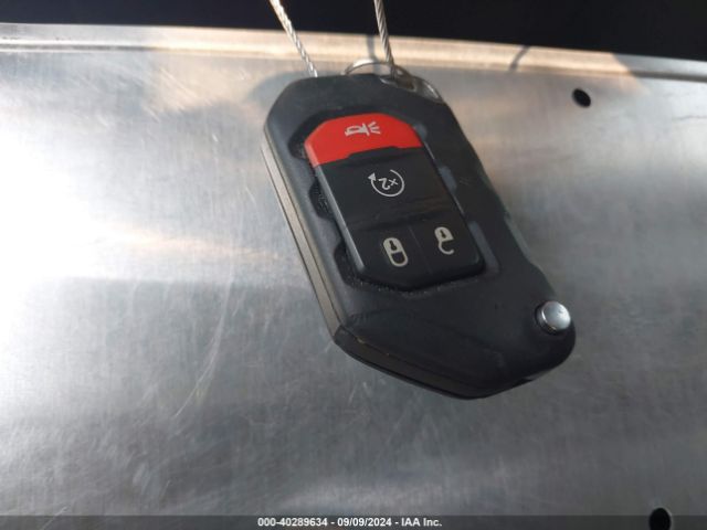 1C6HJTAG8LL201927 Jeep Gladiator Sport S 4x4