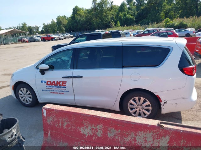 Chrysler PACIFICA L 2018 2C4RC1AGXJR101294 Image 14