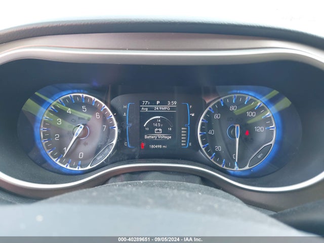 2C4RC1AGXJR101294 Chrysler PACIFICA L