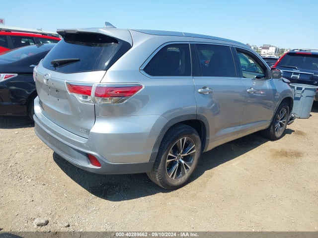 Toyota Highlander Xle V6 2016 5TDKKRFH3GS141625 Image 4