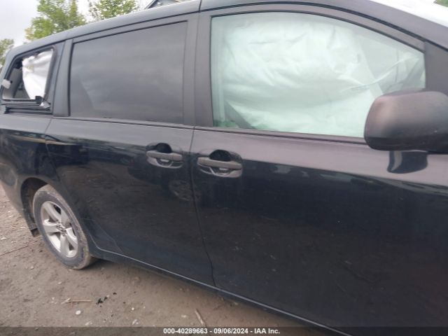 5TDZZ3DC6KS976741 Toyota Sienna L 7 Passenger