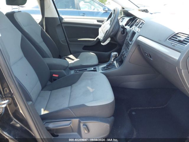 WVWKP7AU3GW903930 Volkswagen E-golf Se