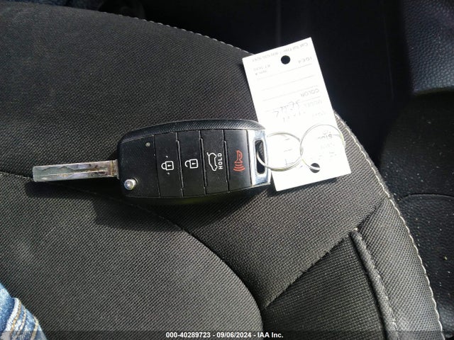 KIA Soul 2018 KNDJN2A24J7522625 Image 11