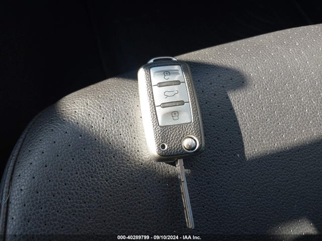 3VWDB7AJ5HM305320 Volkswagen Jetta 1.4t Se