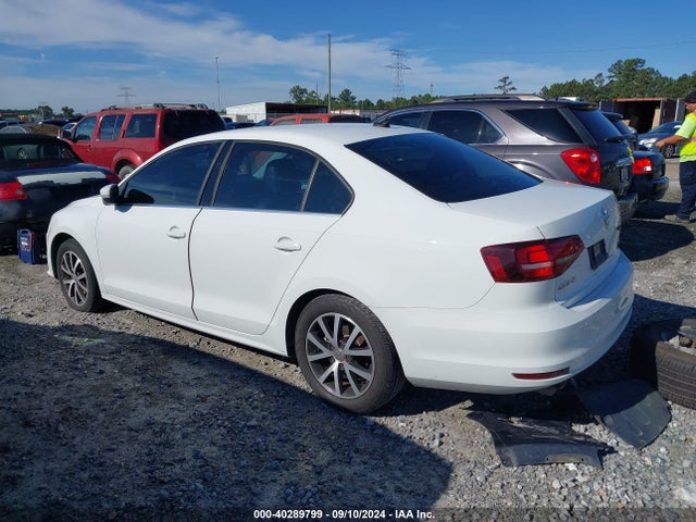 3VWDB7AJ5HM305320 Volkswagen Jetta 1.4t Se