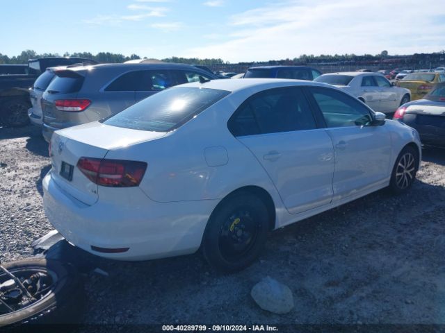 3VWDB7AJ5HM305320 Volkswagen Jetta 1.4t Se