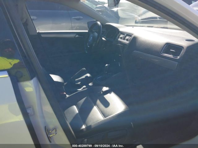 3VWDB7AJ5HM305320 Volkswagen Jetta 1.4t Se
