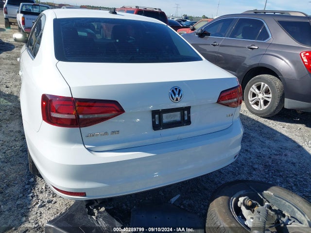 3VWDB7AJ5HM305320 Volkswagen Jetta 1.4t Se