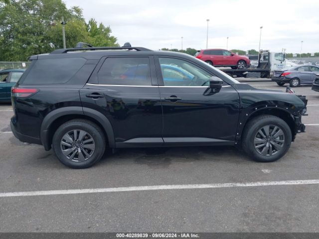 5N1DR3BD0RC289591 Nissan Pathfinder Sv 4wd
