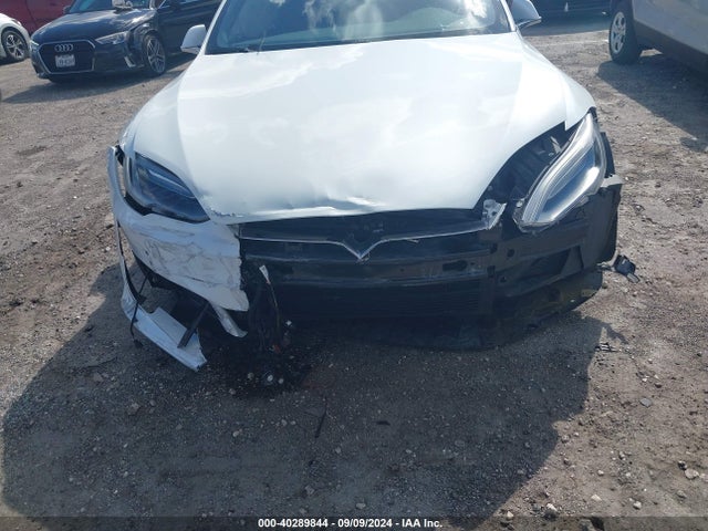 5YJSA1E10HF198878 Tesla Model S 60/75
