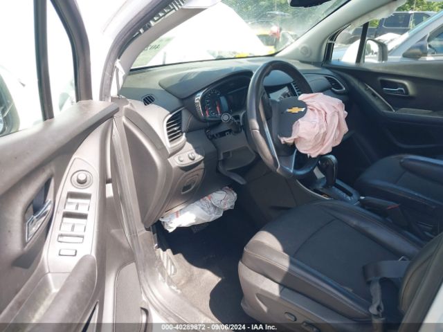 KL7CJPSB3KB838531 Chevrolet Trax Lt