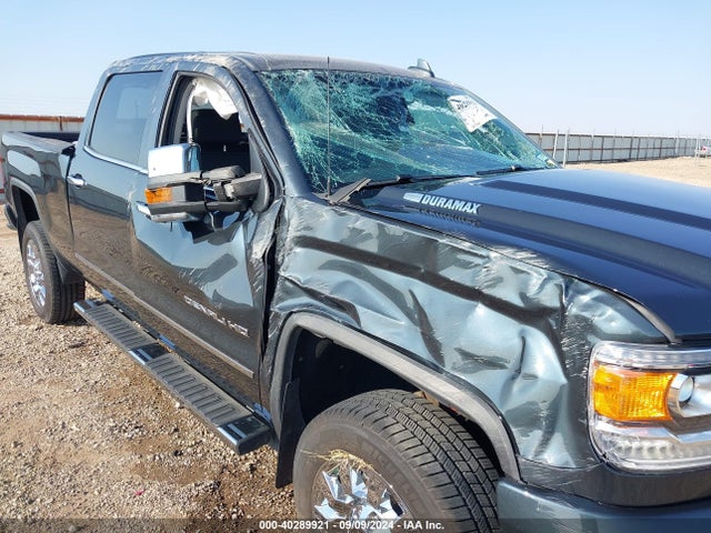 1GT12UEY7JF242996 GMC Sierra 2500hd Denali