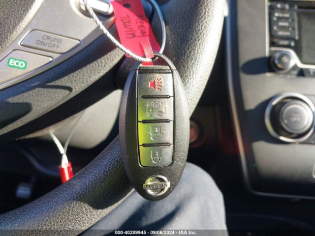 1N4BZ0CPXGC313675 Nissan LEAF S